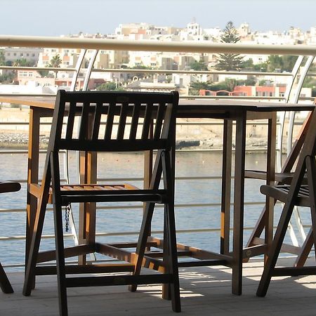 Seafront Apartment Marsascala Marsaskala Bagian luar foto